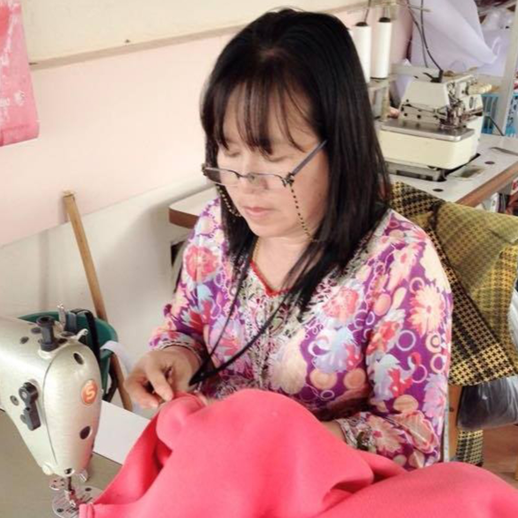 ร้านตัดเสื้อผ้าแม่ภา